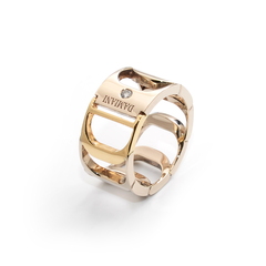 Кольцо в стиле DAMIANI .