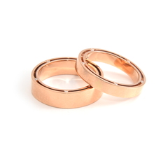 Обручки в стилі DAMIANI
