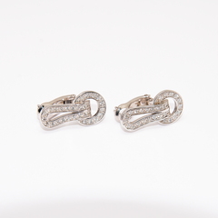 Сережки у стилі CARTIER
